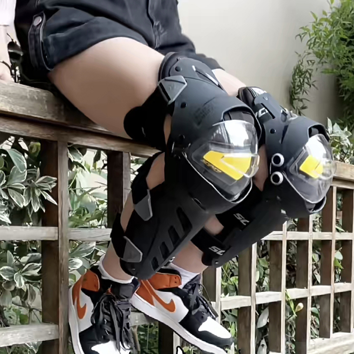 SCOYCO Motorcycle Knee Pads CE - Motorcycle Gear For Sale reseña y precio
